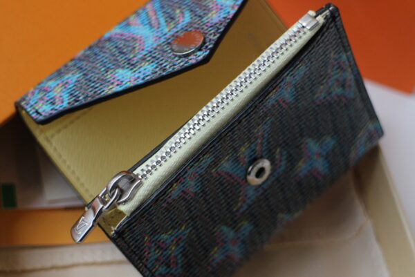 Louis Vuitton Autumn/Winter Zoé Wallet - Blue - Image 3