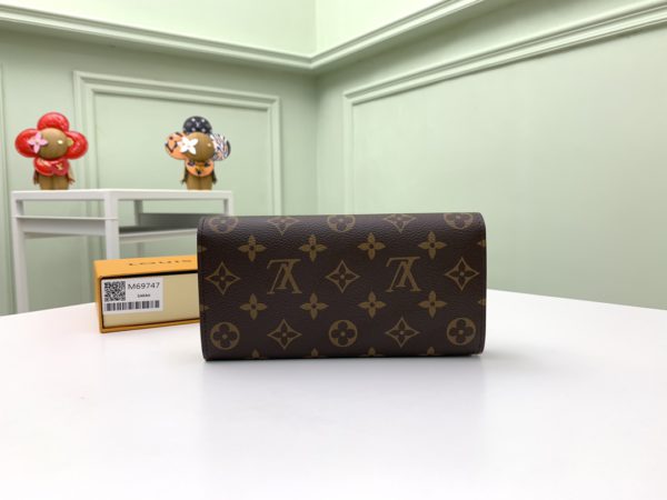 Louis Vuitton Christmas Limited Edition Sarah Wallet - Image 2