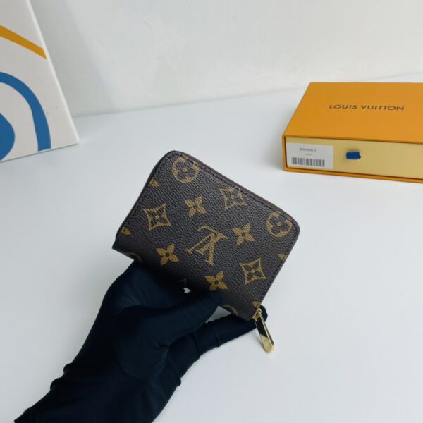 Louis Vuitton Monogram Canvas Zippy Coin Purse - Image 5