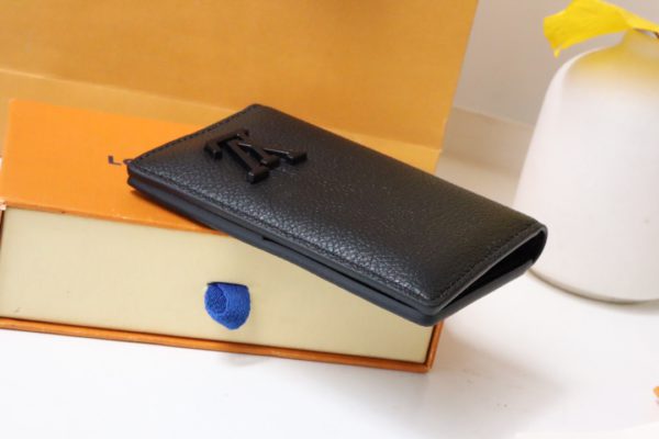 Louis Vuitton Aerogram Pocket Wallet - Black - Image 4