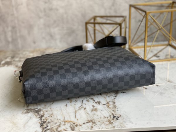Louis Vuitton Porte-Documents Jour Briefcase Bag - Black - Image 3