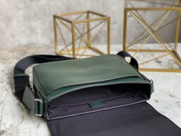 Louis Vuitton District Small Messenger Cross Pattern Bag - Green - Image 2