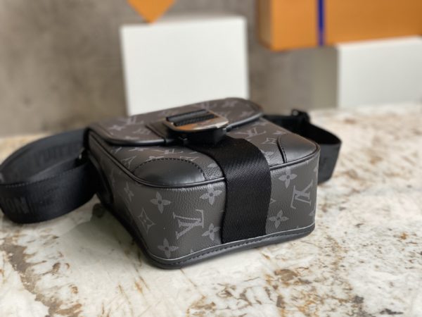 Louis Vuitton Archy Messenger PM Men's Bag - Black - Image 5