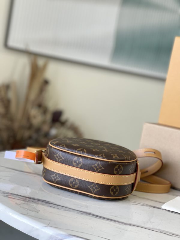 Louis Vuitton Overseas Duty-Free Bag - Image 5