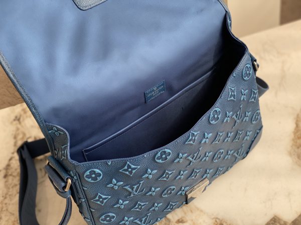 Louis Vuitton ARCHY Medium Messenger Bag for Men - Blue - Image 2