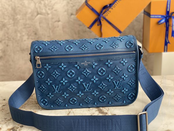Louis Vuitton ARCHY Medium Messenger Bag for Men - Blue - Image 3