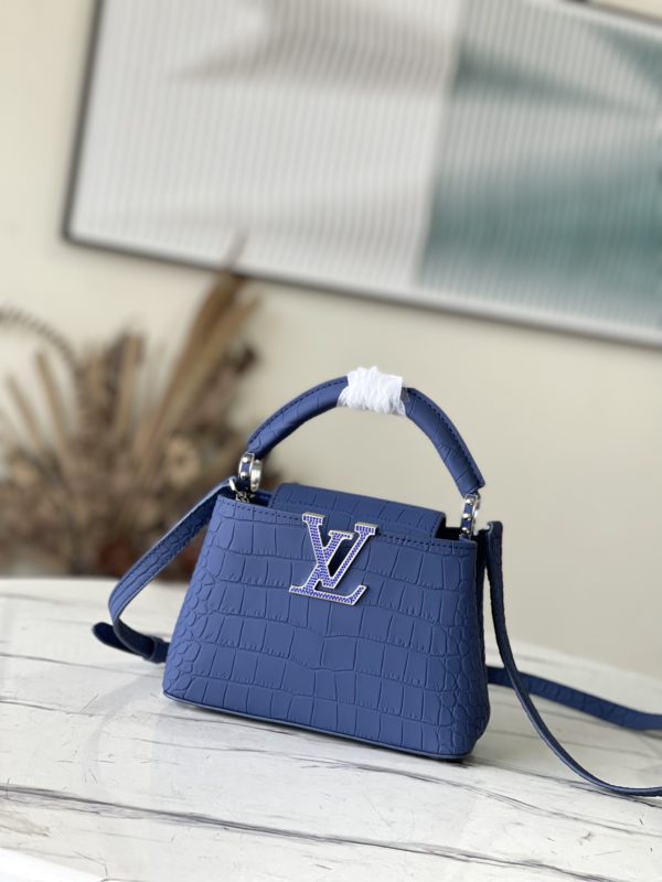 Louis Vuitton Crocodile Pattern Capucines Handbag - Misty Blue