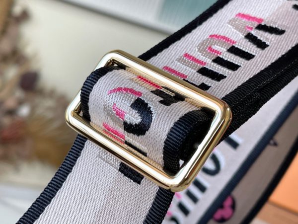 Louis Vuitton Counter Inspection Duty - Free Handbag - Image 5
