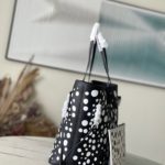 Louis Vuitton White Polka Dot Neverfull Medium Handbag - Image 7