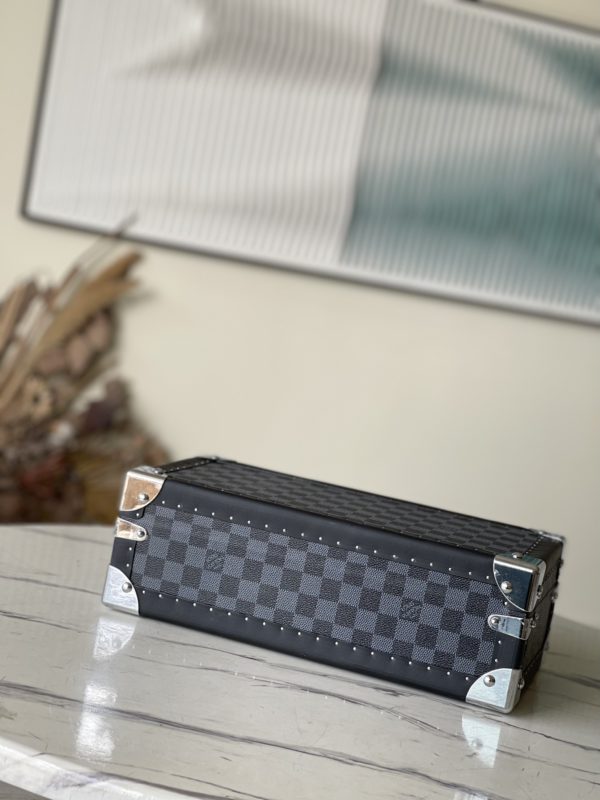 Louis Vuitton Heige Huangli 8-piece Watch Case - Image 7