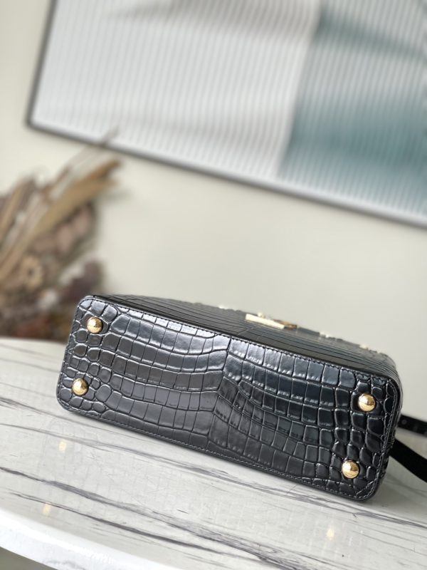Louis Vuitton Crocodile Pattern Gold Buckle Medium - Image 6