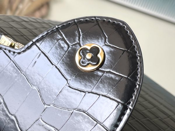 Louis Vuitton Crocodile Pattern Gold Buckle Medium - Image 9