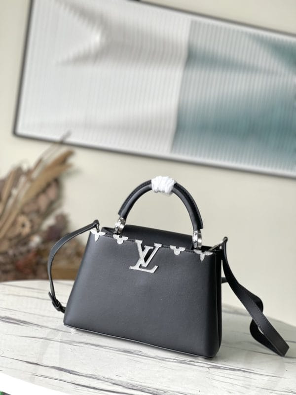 Louis Vuitton Plain Silver Buckle Trumpets - Black