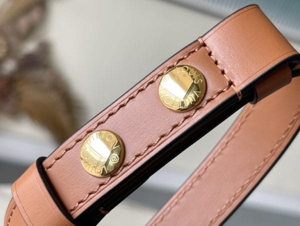 Louis Vuitton Classic Dauphine Handbag - Image 9