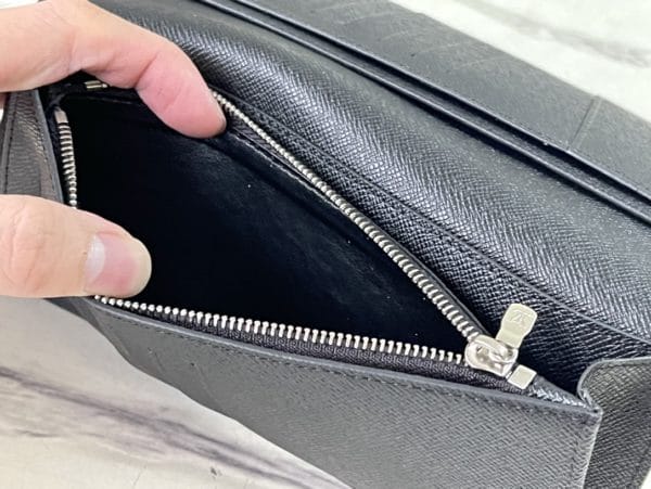 Louis Vuitton Brazza Wallet - Image 6