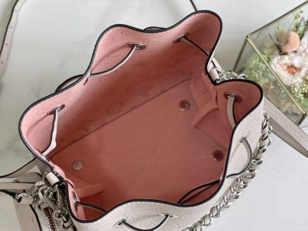 Louis Vuitton Bella Bucket Bag - White - Image 2