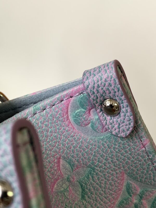 Louis Vuitton OnTheGo Small Tote Bag – Gradiant Purple - Image 2
