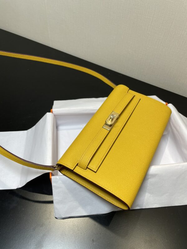 Hermes Kelly Crossbody Bag - Naple Yellow - Image 2