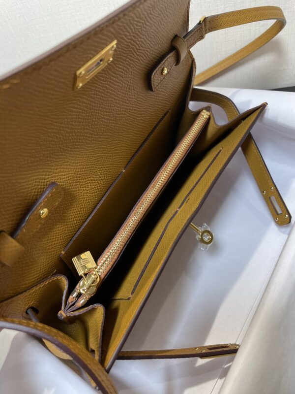 Hermes Kelly Crossbody Bag - Sesame - Image 3