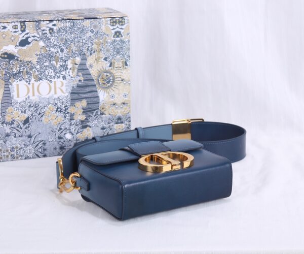 Di0r 30 Montaigne Small Gradient Color Box Bag - Blue - Image 2