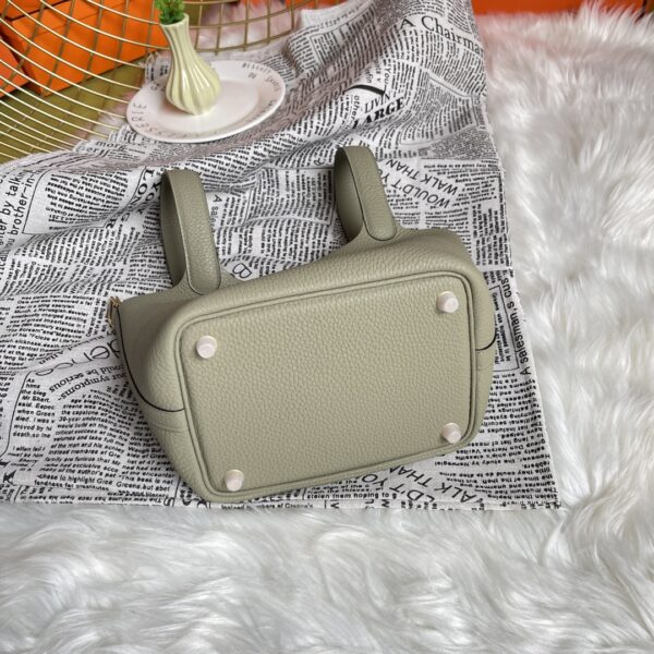 Hermes Picotin 18 Vegetable Basket Handbag - Sage Green - Image 4