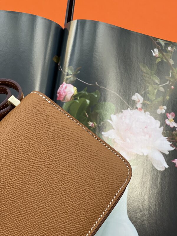 Hermes Mini Stewardess Handbag - Soil - Image 5