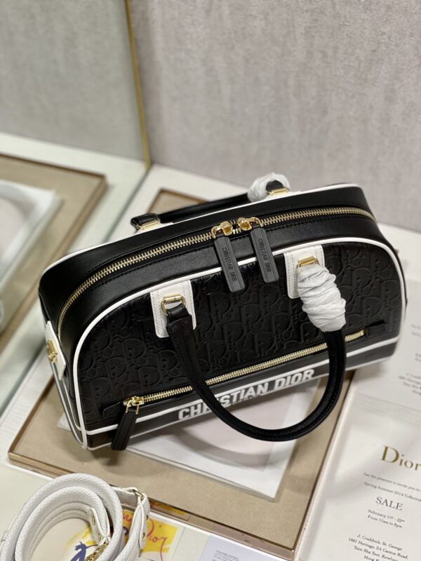Dior Christian Paris Medium Zipper Handbag - Black - Image 4