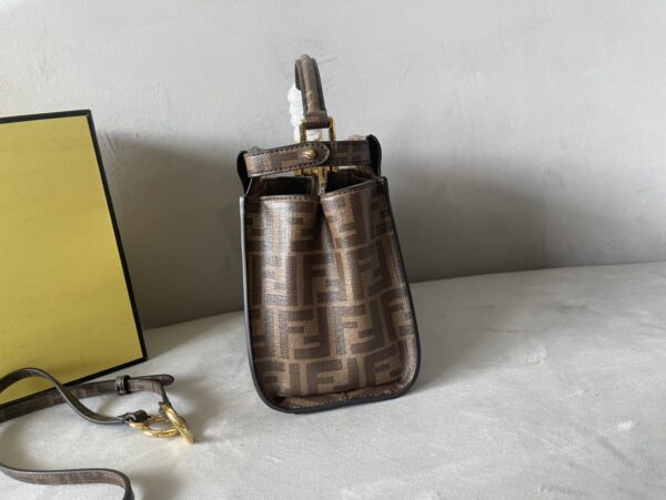 Fendi Peekaboo Tone-On-Tone FF Printbag - Image 4
