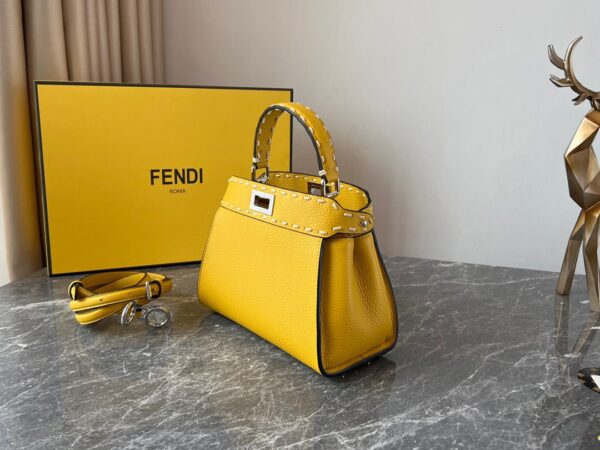 Fendi Iconic Peekaboo Handbag - Yellow - Image 5