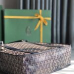 Goyard Bourgogne Vertical Briefcase Handbag - Blue - Image 4