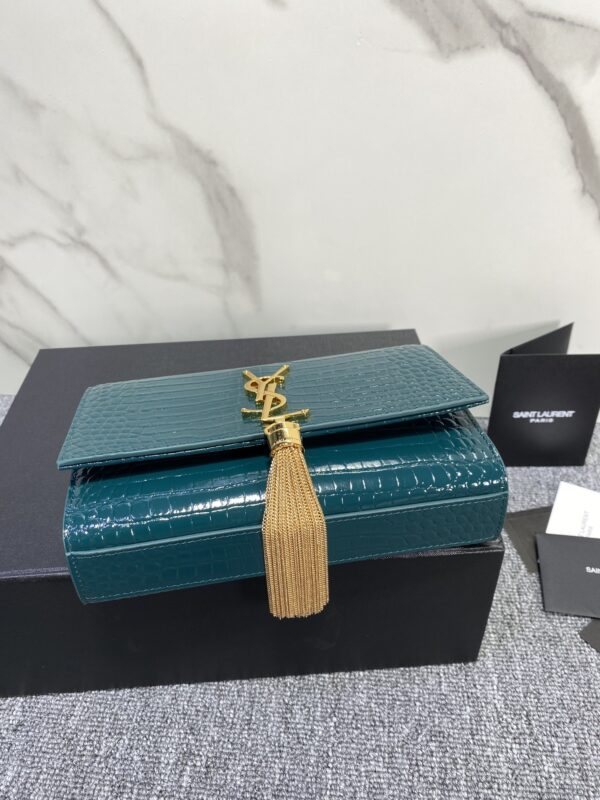 YSL Yves Saint Laurent's Rhombus Quilted Texture Handbag - Turquoise - Image 4