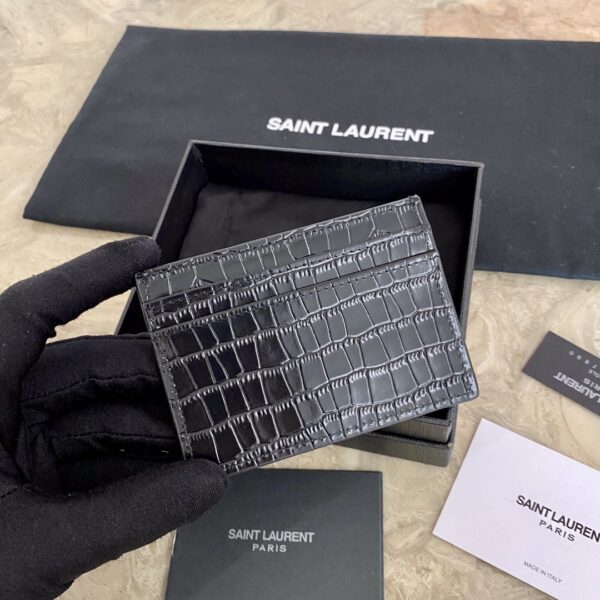 YSL Crocodile Pattern Quilted Card Holder - Black - Image 5