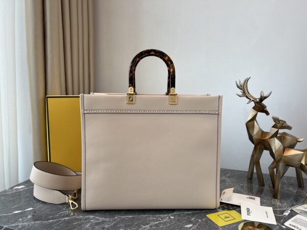 Fendi Sunshine Small Tote Bag - Nude Powder - Image 4