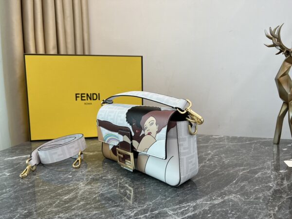 Fendi Baguette Medium Bag - White - Image 5