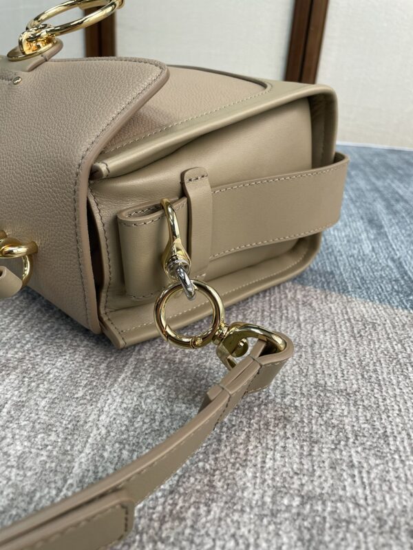 Chloe Tess Day Large Handbag - Elephant Gray - Image 3