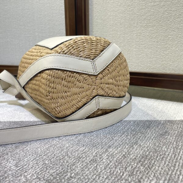 Chloe Concave Shape Basket Bag - White - Image 3