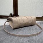 Chloe 22S Woody Medium Tote Bag - Cream - Image 4
